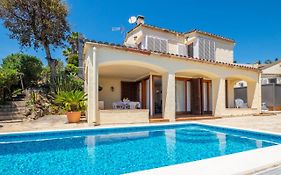 Villa Bouganvilla
